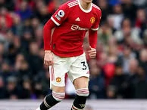 McTominay rực sáng