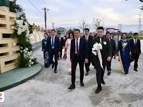 Chồng doanh nhân của Đỗ Thị Hà tới đón dâu ở Thanh Hóa