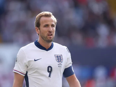 Tuyển thủ Anh rời Bayern với giá sốc?