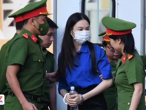 Xét xử hoa hậu Thùy Tiên, Quang Linh Vlog trong vụ kẹo Kera