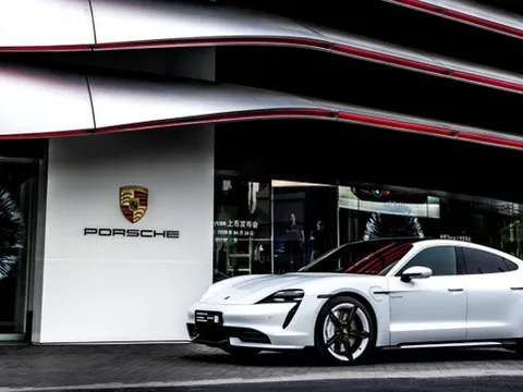 Porsche lên tiếng về việc đại lý đóng cửa, 'cuỗm' tiền khách