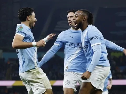 Man City hủy diệt Newcastle ở trận bán kết Carabao Cup