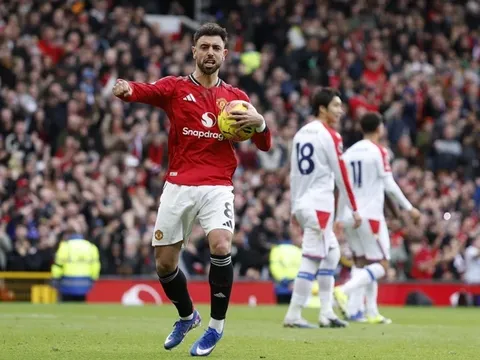 MU vào top 3 Premier League sau màn ngược dòng