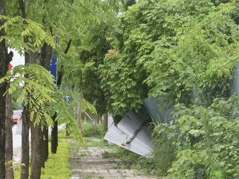 Khu đô thị giãn dân nội đô 'cửa đóng then cài' sau 3 tháng khởi công