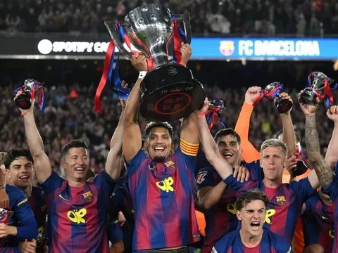 Barca vô địch sau trận thắng dễ dàng trước Real