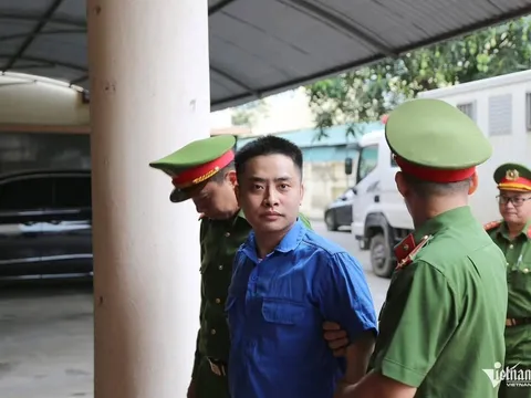 Bùi Đình Khánh hầu tòa