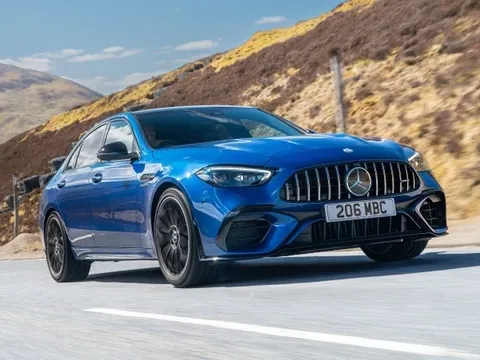 CEO Mercedes-AMG: 'Muốn khách hàng tin xe điện, hãy để họ tự cầm lái'