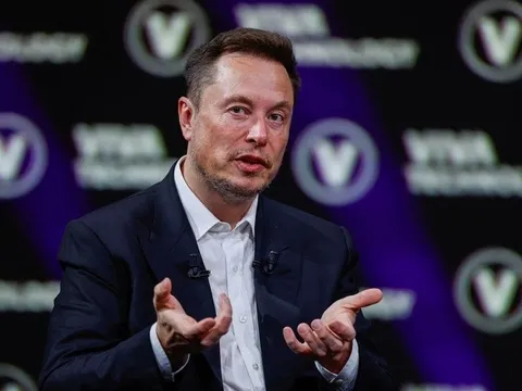Công ty thua lỗ, vì sao tài sản Elon Musk không ngừng tăng?