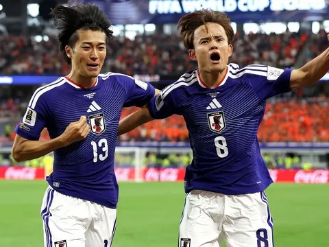 Hà Lan 2-2 Nhật Bản: Cân tài cân sức