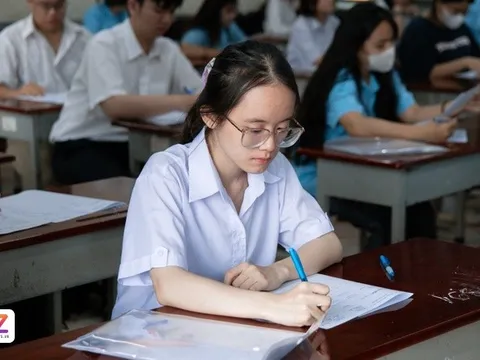 Giá sách giáo khoa 2026