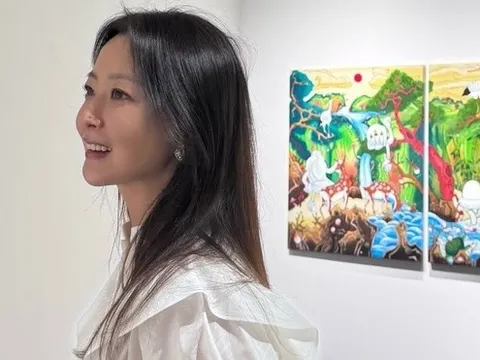 Kim Hee Sun mỹ nhân một thời ở tuổi 49