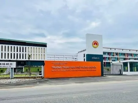Hôm nay hoàn thành chấm thi lại tại Chuyên Tuyên Quang, ngày mai công bố điểm