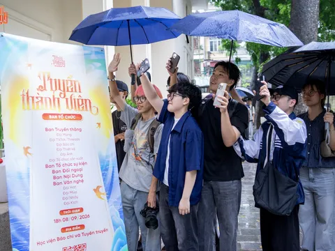 Sôi động ngày hội tiếp sinh Học viện Báo chí và Tuyên truyền