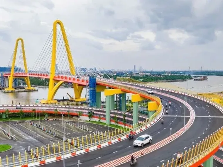 Cơ hội bứt phá của thị trường bất động sản thành phố Hoa Phượng Đỏ
