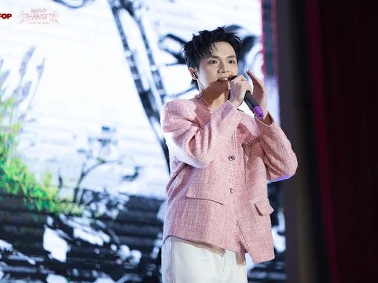 Dạ Khúc Tháng Tư 2026 đắm chìm trong giọng hát của Vương Bình