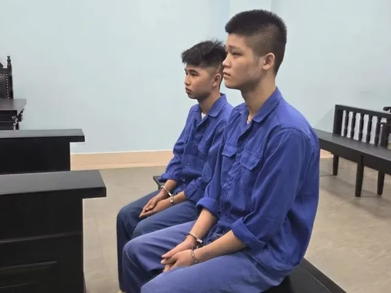 Phạt án tù 2 đối tượng 'thông' chốt A80, tông Cảnh sát cơ động trọng thương
