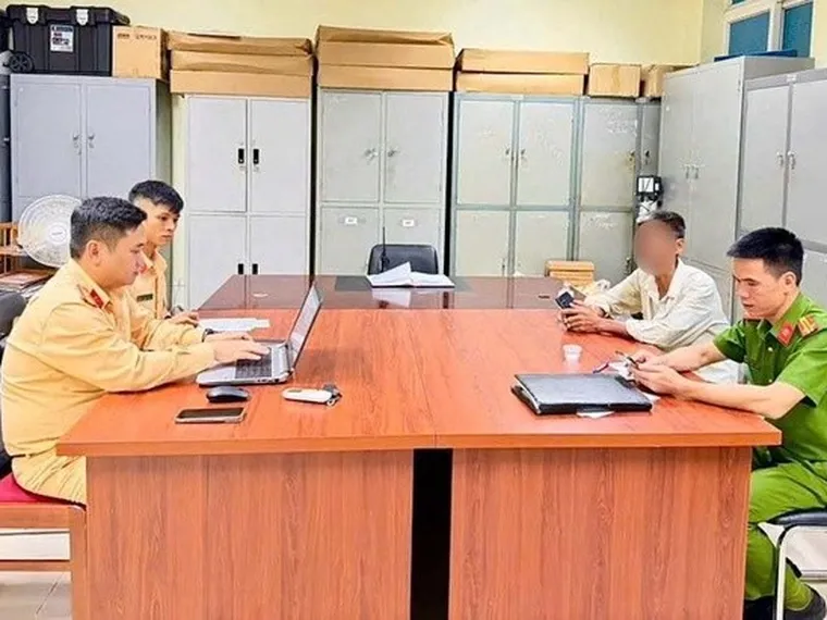 Vi phạm giao thông 96 lần, tài xế bị phạt gần 500 triệu đồng