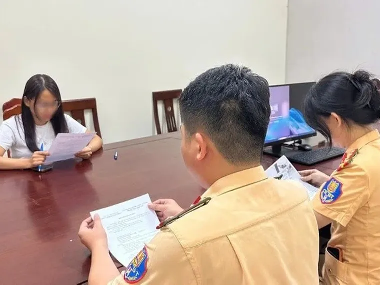 Trượt sát hạch lái xe, nữ học viên lên mạng bịa chuyện 'có tiêu cực'
