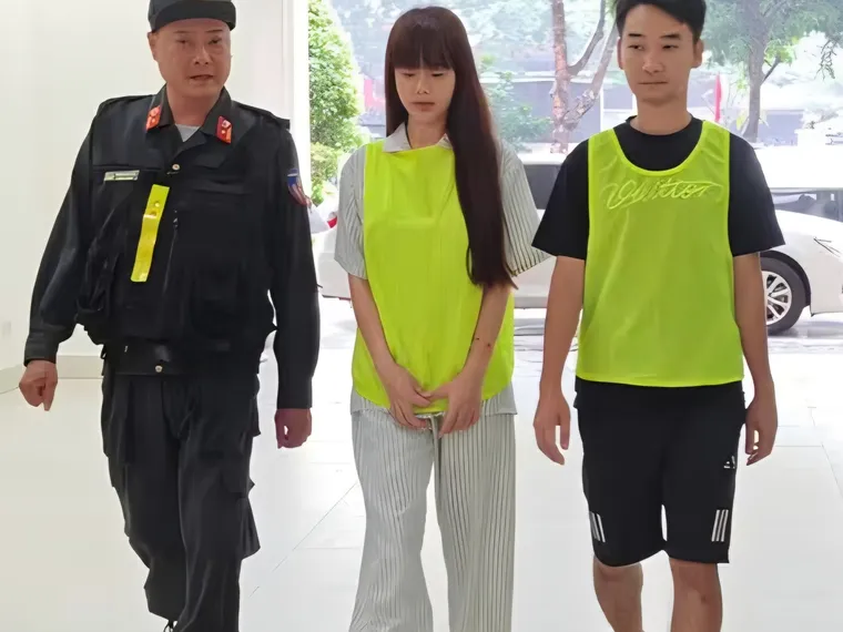 ‘Cô giáo Hương’ khai về Phú Lê và Huấn Hoa Hồng