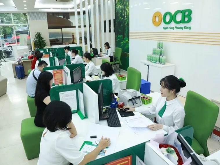 Lãi suất tiết kiệm - cho vay đồng loạt giảm sau chỉ đạo 'rắn' của NHNN